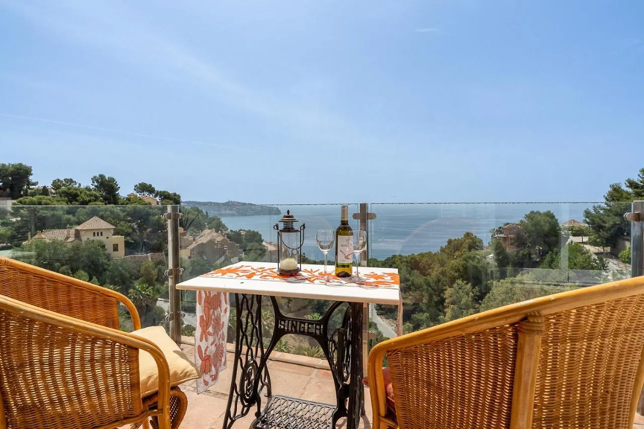 On The Rocks Villa La Herradura